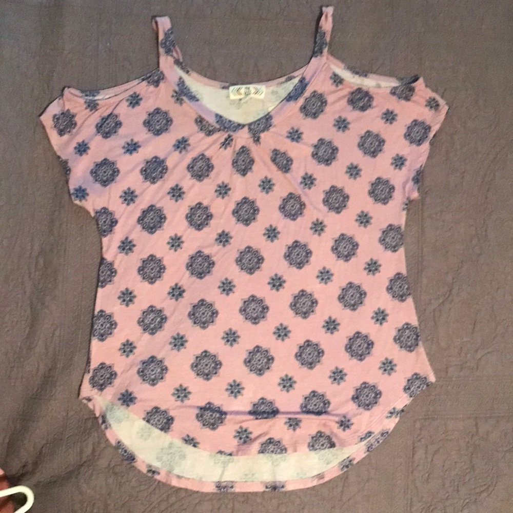 Brand new shirt w tags
